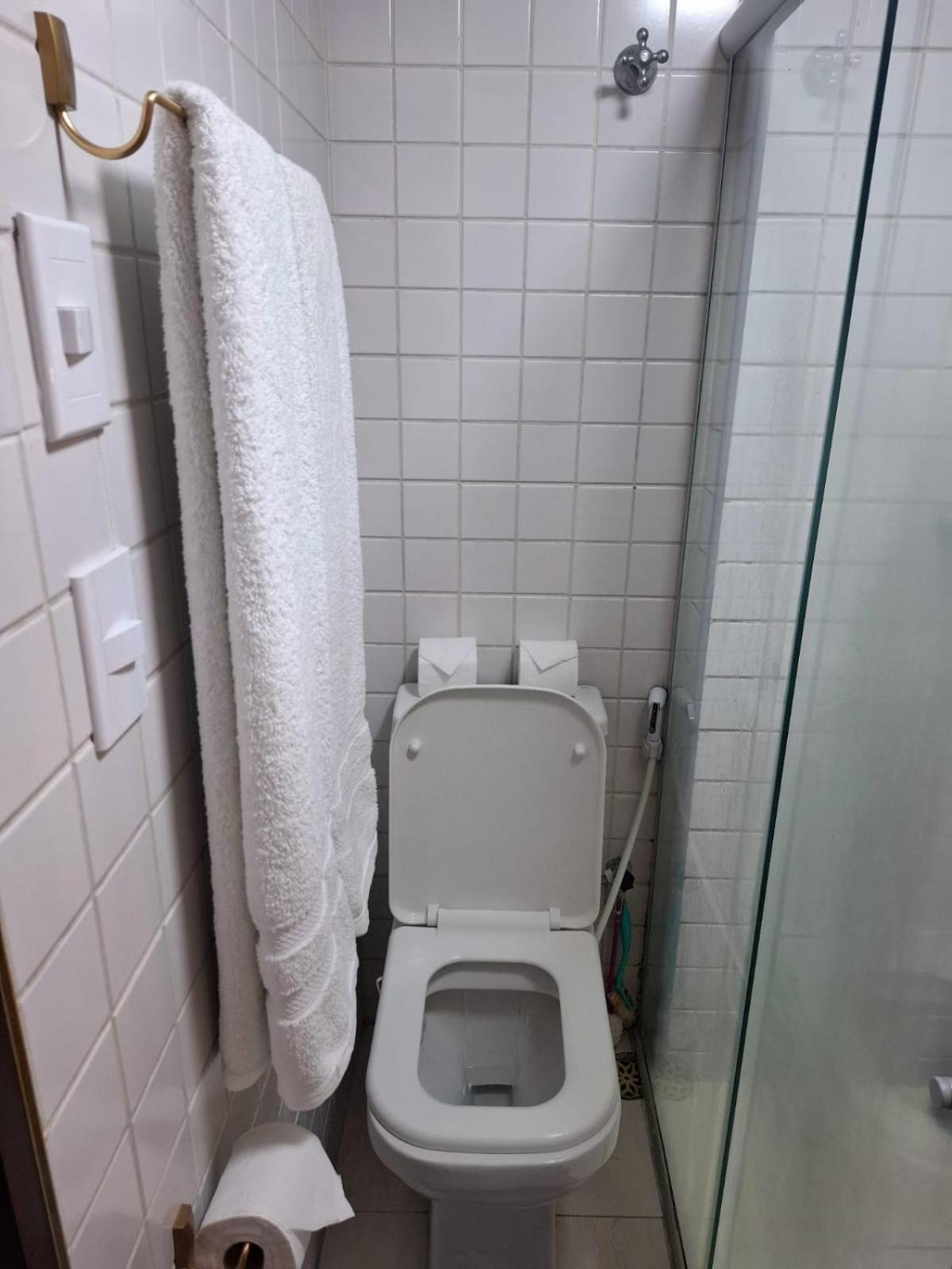 De Ponta Verde, A Beira Mar, Com Sala Climatizada, Paraiso Em Apartment *